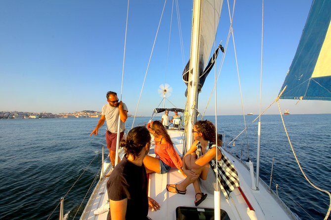 Go Sailing - Lisbon Sailing Tour - Drinks and Snacks Included: Small Detail, Big Impact