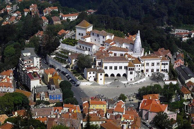 Group to Pena Palace, Sintra (pass by Regaleira) and Cascais - Cabo da Roca: the quick hit with real wow-factor