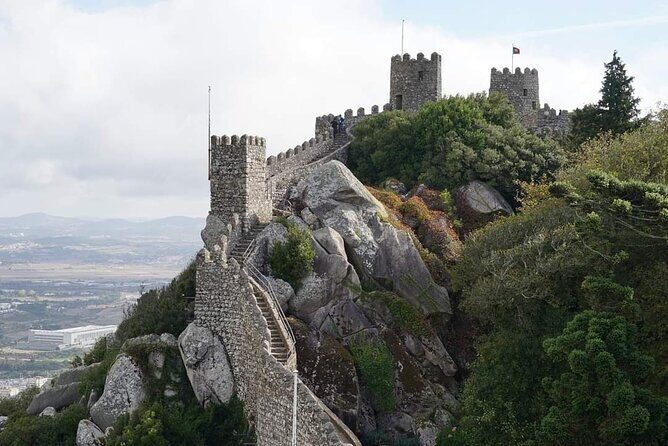 Guided Tour to Sintra and Cascais - Sintra historic center: your built-in reset + lunch stop