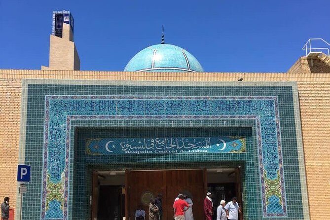 Halal Lisbon Private Tour With Muslim-friendly Lunch - Muslim heritage in Lisbon: what this tour actually teaches you