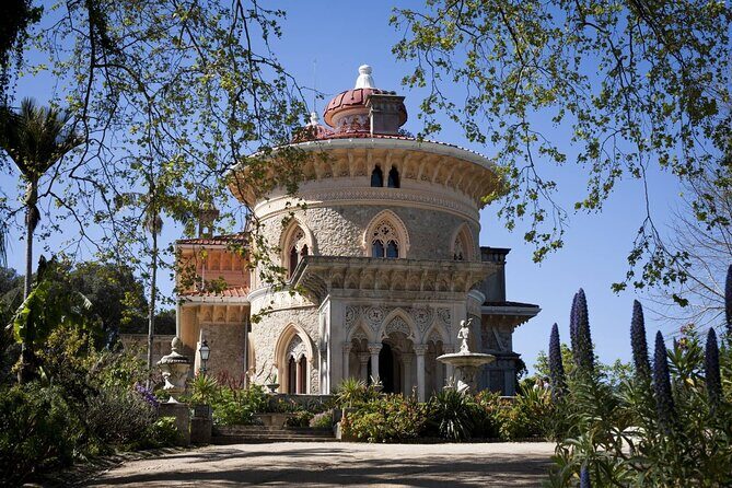 Half day adventures in the Sintra mountain - Stop 3: Palácio e Parque Biester and the Castelo dos Mouros angle