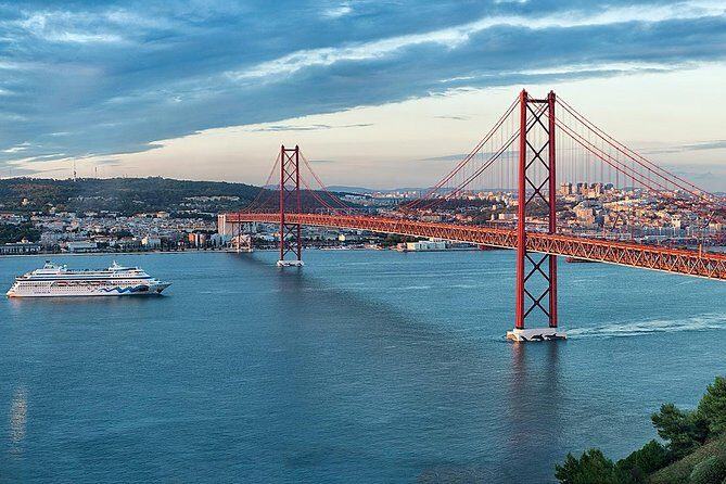 Half Day Lisbon - Private Tour of the City Charms - Miradouro da Senhora do Monte: why this view is worth the climb