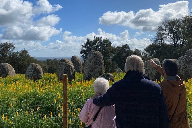 Half Day Megaliths Cromlech Tour from Evora by Archaeologists - Anta Grande do Zambujeiro: When the Tour Shifts From “Stone Circle” to “Burial Tomb”