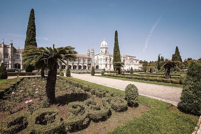 Half-Day Private Lisbon Tour by Tuk Tuk - How the Half-Day Private Tuk Tuk Tour Works in Lisbon