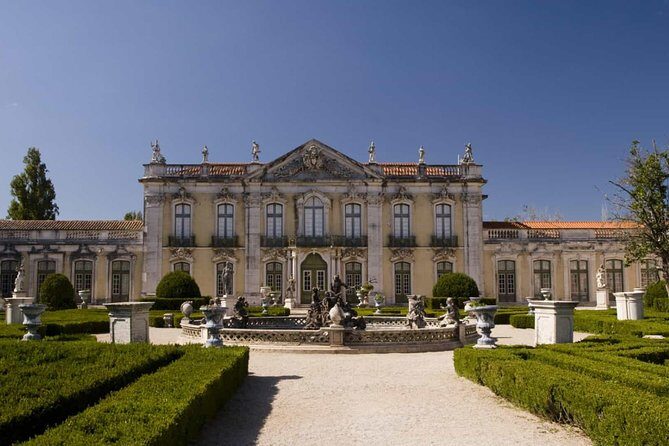 Half day to Sintra with a Palace of your choice in Private Tour - Guides and drivers: what makes the experience feel smooth
