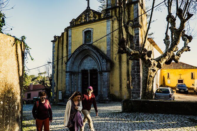 Hike in Sintra: Pena Palace, Moorish Castle, Quinta da Regaleira - Centro Histórico de Sintra: start with the right context
