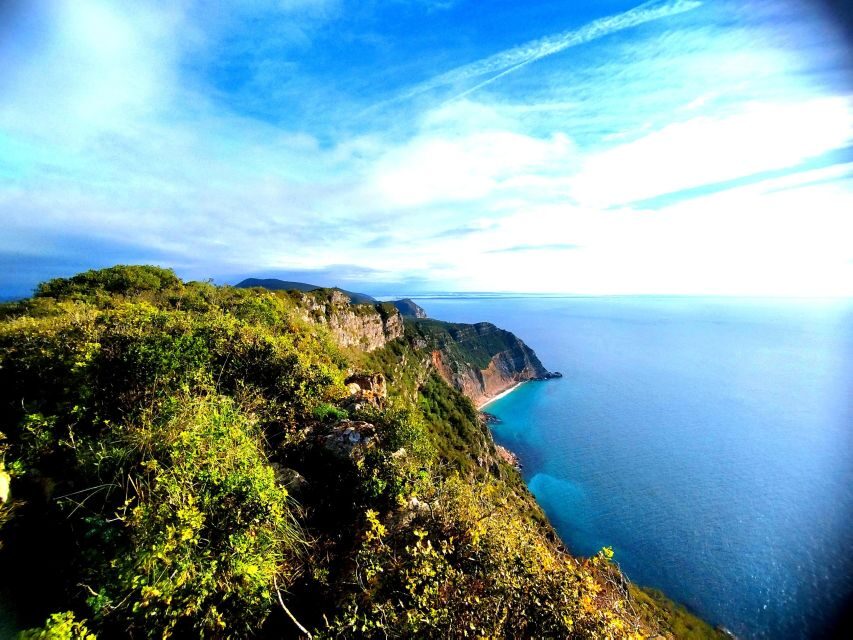 Hiking tour to Highest Limestone Cliff in Europe - Arrábida’s limestone cliff is the main event