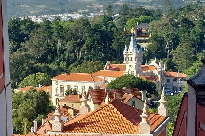 Historic center of Sintra on foot - Sintra National Palace gardens: what you see now, even if weather shifts