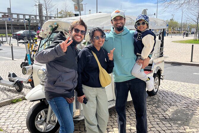 Historic Lisbon Tour in Private Tuk-tuk - Meeting point and pickup: start where you can actually find it