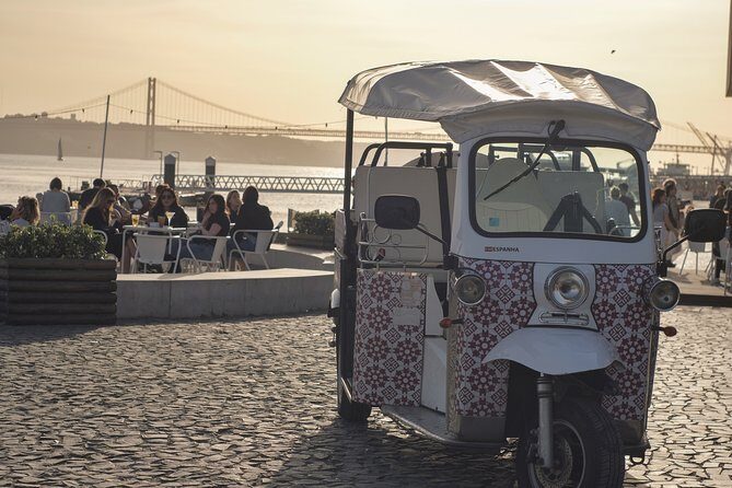 Historic Lisbon Tuk Tuk Tour - A 3-hour private tuk tuk ride across Lisbon’s hill neighborhoods