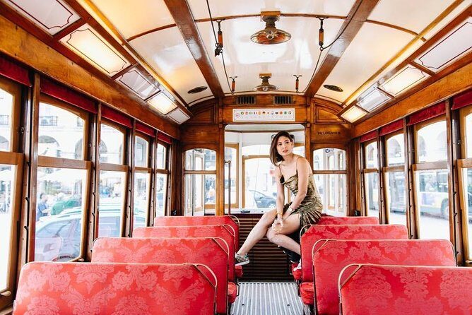 Holiday Photo Shoot with Lisbon Photographer - Price and value: when $367.46 makes sense