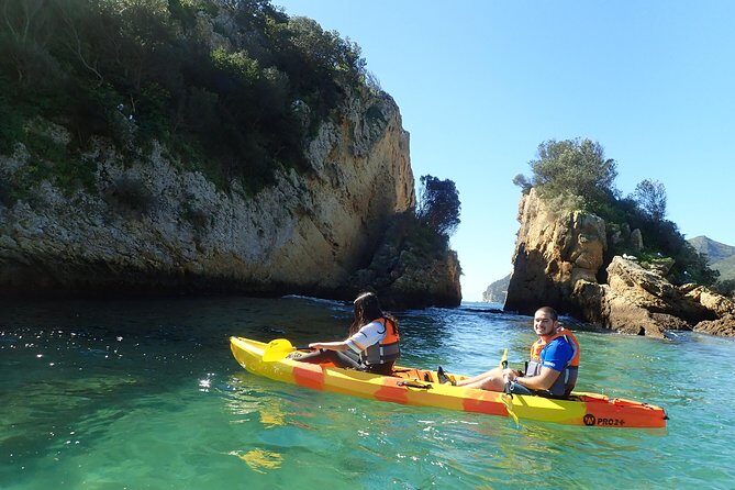 Kayak Marine Reserve, Arrábida Natural Park, Setúbal, near Lisbon - How the guides make first-timers feel safe (Rui and Rita)