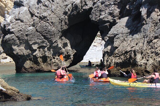 Kayak tour from Sesimbra to Ribeira do Cavalo Beach, passing through the caves - Why This Sesimbra to Ribeira do Cavalo Kayak Run Feels Different