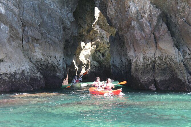 Kayak tour from Sesimbra to Ribeira do Cavalo Beach, passing through the caves - Your Kayak Setup: Sit-On-Top, Safety Gear, and Real Convenience
