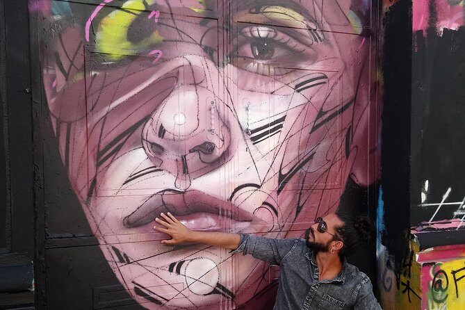 Kickstart Street Art Tour in Lisbon - Comfortable pacing: hills, shoes, and what to expect physically