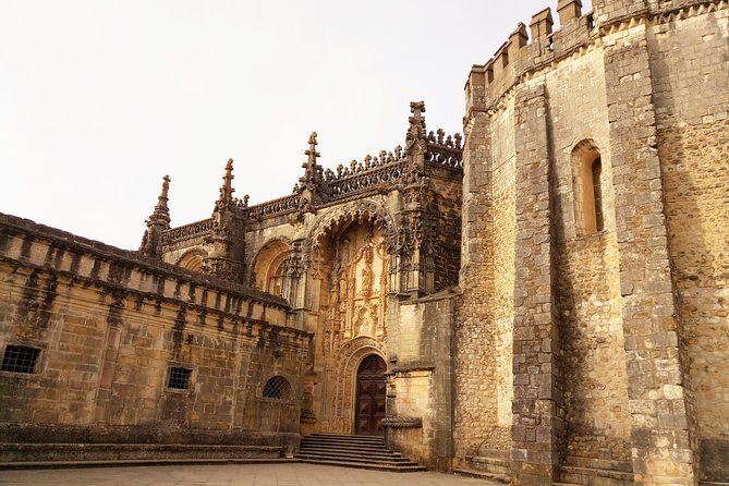 Knights Templar - Tomar (UNESCO Site) Private Tour 9H from Lisbon - Castelo de Almourol: fortress on an island in the Tagus