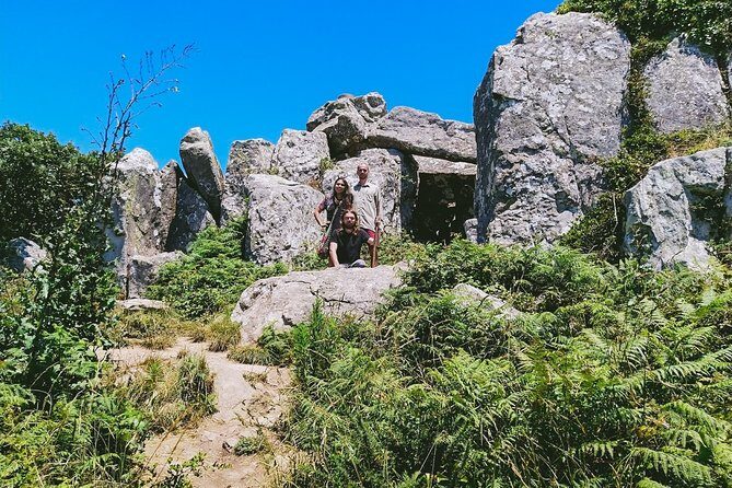 Know Sintra through the eyes of a local archeologist private tour - Stop 1: Castelo dos Mouros ruins and the open-air dig museum