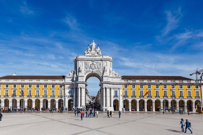 Lisboa: Old Town, New Town & Belem Private Full Day Tour - Parque Eduardo VII and the viewpoints that explain the seven hills
