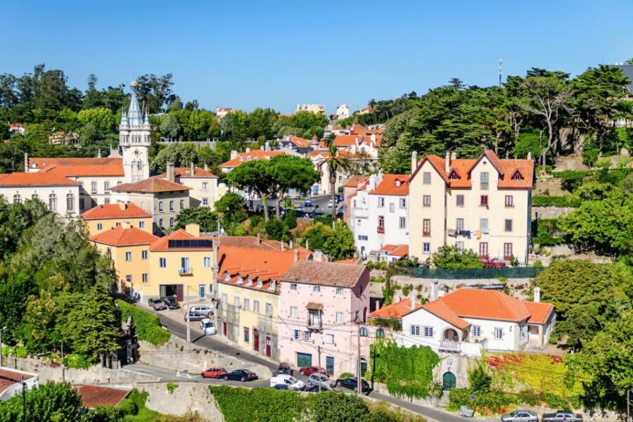 Lisboa: Sintra, Pena Palace, Cascais and Cabo da Roca - Cascais: Portuguese Riviera charm, a restored-fort feel, and a working fishing port