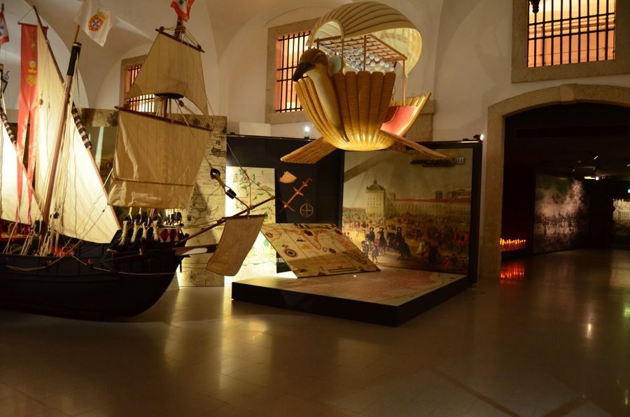 Lisboa Story Centre: 1-Day Admission Ticket - Temporary exhibition: extra context on the main themes