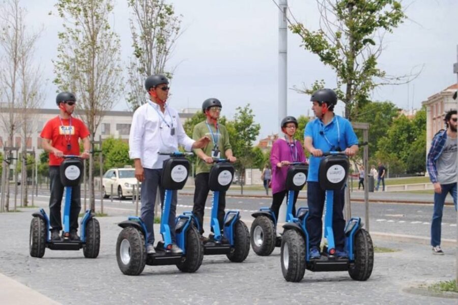 Lisbon: 1.5 Hour Private Segway Tour of the Castle - Mouraria Streets: Local Habits and the Real Walk-By Life