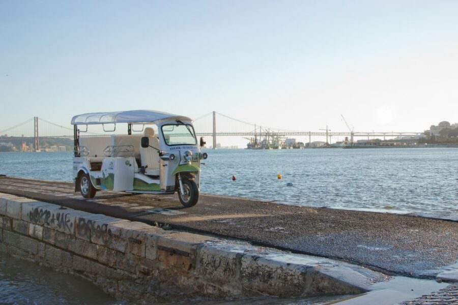 Lisbon: 2-Hour Belém and the Golden Era Tour by Eco-Tuk - Eco-Tuk comfort, rules, and small details that affect your day
