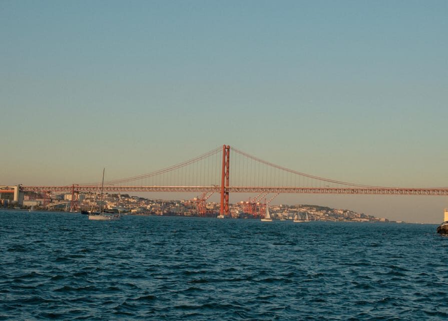 Lisbon 2 Hours Sailing Day Tour and Cruise With Drinks - Should you book? My quick call