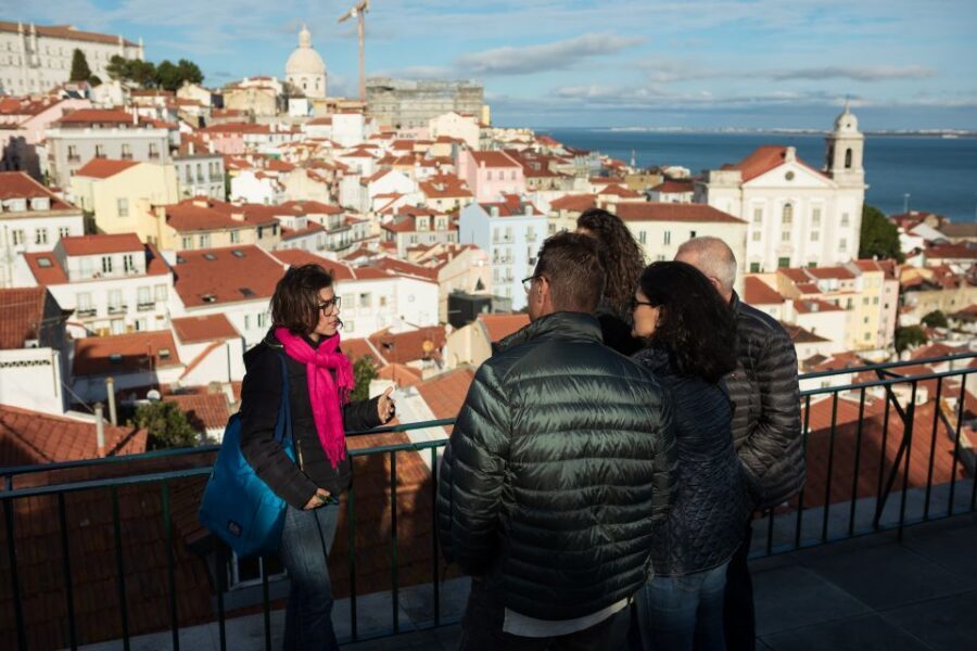 Lisbon: 2h Old Lisbon Tuk Tuk Tour - Key things to love about this Old Lisbon tuk-tuk tour