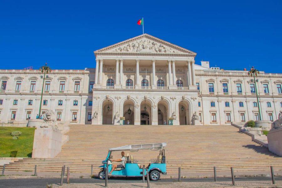 Lisbon: 2h or 4h Private TukTuk Tour with a True Local Guide - Graça and Nossa Senhora do Monte: the kind of view you can feel