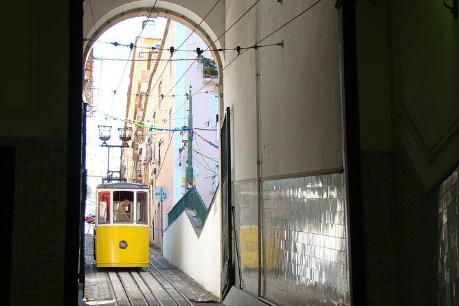 Lisbon 3-Hour Bohemian Walking Tour of Chiado and Bairro Alto - Barrio Alto at Tour End: Nightlife Without the Guesswork