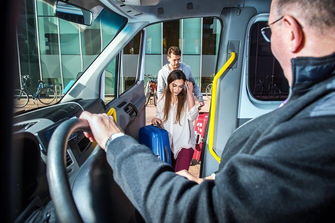 Lisbon Airport Transfer (Airport to Hotel or address in Lisbon) ROUND-TRIP - Door-to-Door Lisbon Transfer: The Real Win