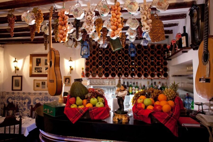 Lisbon: Alfama Charms, Tapas, Wine and Sunset Boat Cruise - When timing matters: why 4 hours feels just right