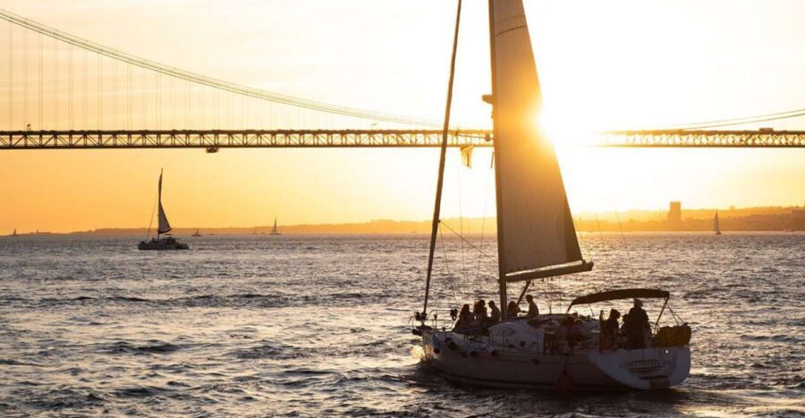 Lisbon: Alfama Charms, Tapas, Wine and Sunset Boat Cruise - Tapas and drinks: what you can expect to actually eat