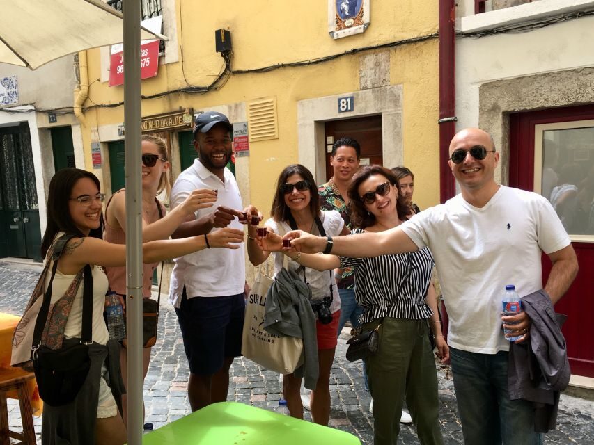 Lisbon: Alfama, Mouraria Neighborhood Walking Tour - Key highlights you will feel fast