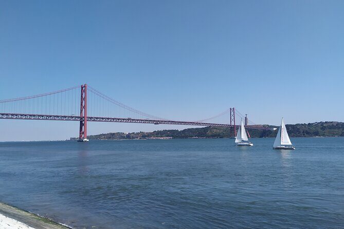 Lisbon: Arrábida Park, Sesimbra, Christ the King private tour - Price and value: what $143.91 per person really buys you