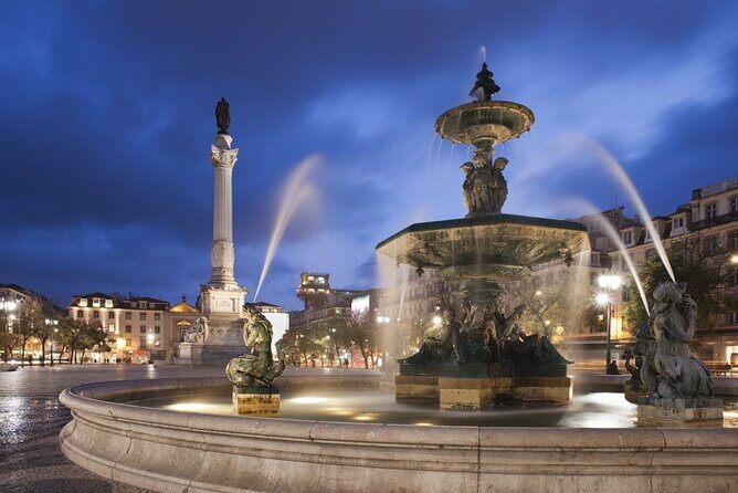 Lisbon: Authentic Fado Show, Dinner and Night Tour - How this Lisbon Fado night tour really works