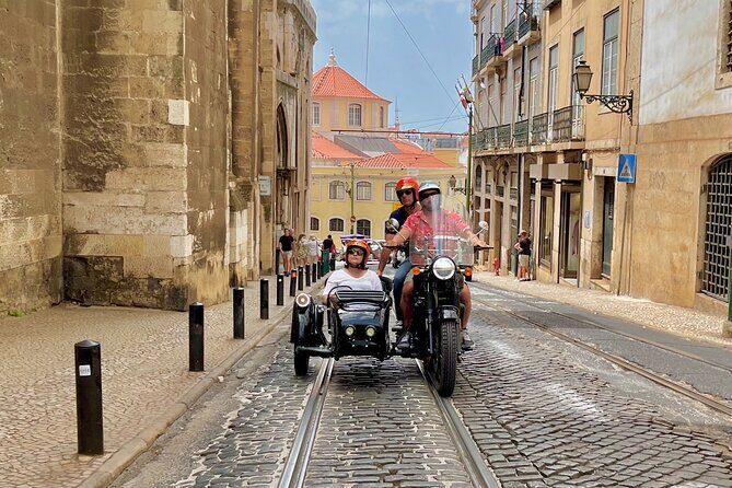 Lisbon: Belem Motorcycle Side-car Tour - Bica funicular area: a steep Lisbon personality you can feel