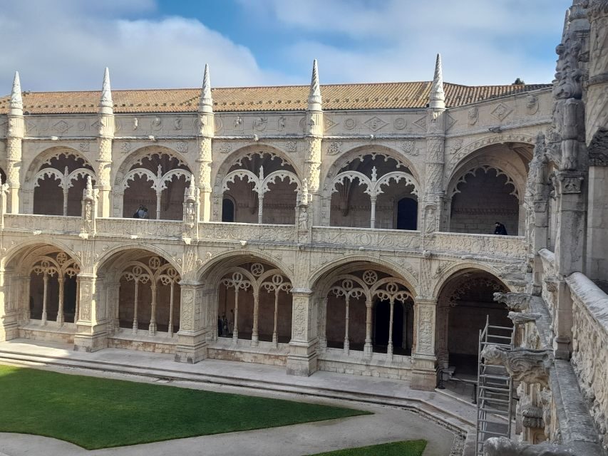 Lisbon: Belem Private Tuk-Tuk Tour for 2 hours - Who This Tour Suits Best (And Who Might Want Something Else)