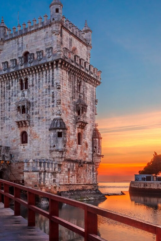 Lisbon: Belem Tour & Jerónimos Monastery Skip-line Ticket - Meeting at Praça do Império (Where the Day Makes Sense)