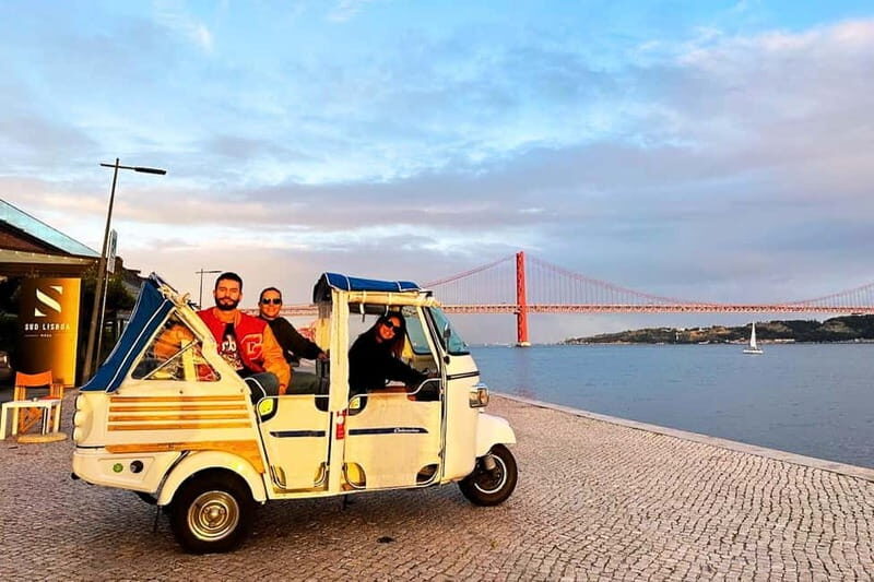 Lisbon: Belém Tuk Tuk Tour with Pastéis de Belém - Meeting at Avenida da Liberdade: starting easy, not stressful