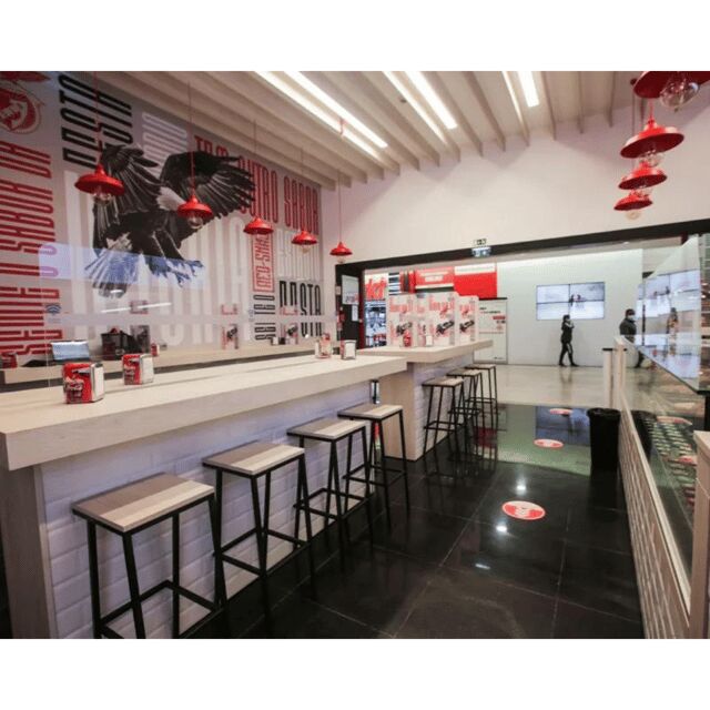 Lisbon: Benfica Stadium and Museum Tour with Meal and Scarf - Should you book this Benfica Stadium and Museum Tour?