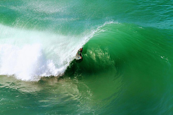 Lisbon Bodyboard Adventure - What Happens in the Water (2 Hours That Feel Productive)