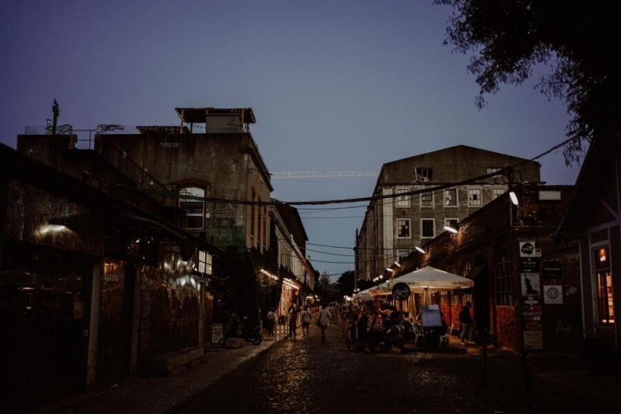 "Lisbon by Night" private tour - The 2-hour rhythm: what you can realistically see