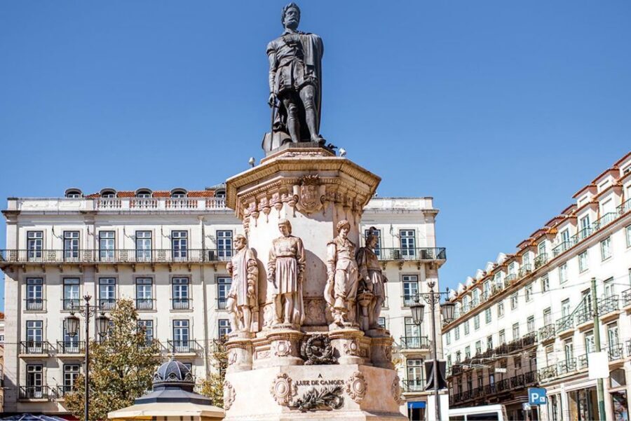 Lisbon: Chiado, Bairro Alto, and Principe Real Tuk Tuk Tour - Bairro Alto: cobbled streets, street art, and big views