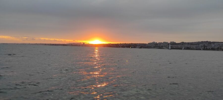 Lisbon: City Boat Cruise Daytime/Sunset/Night with Champagne - Who this cruise suits best (and who might want something else)