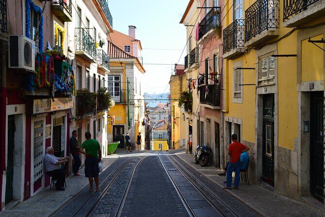 Lisbon: City Highlights Customizable Tour - Chiado: 400 years of architecture in one neighborhood stop