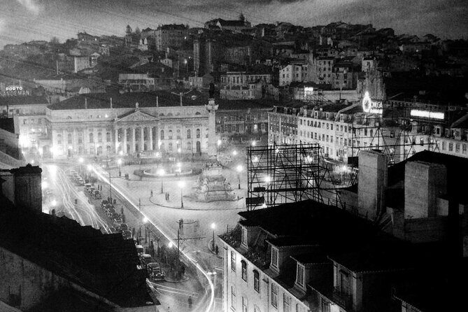 Lisbon City of Spies Tour - Praça Dom Pedro IV: Refugees and European Fashion Trends