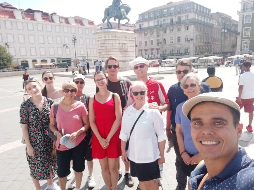 Lisbon: City Sightseeing Private Tour with Guide - Casa dos Bicos and Alfama’s narrow-lane intro