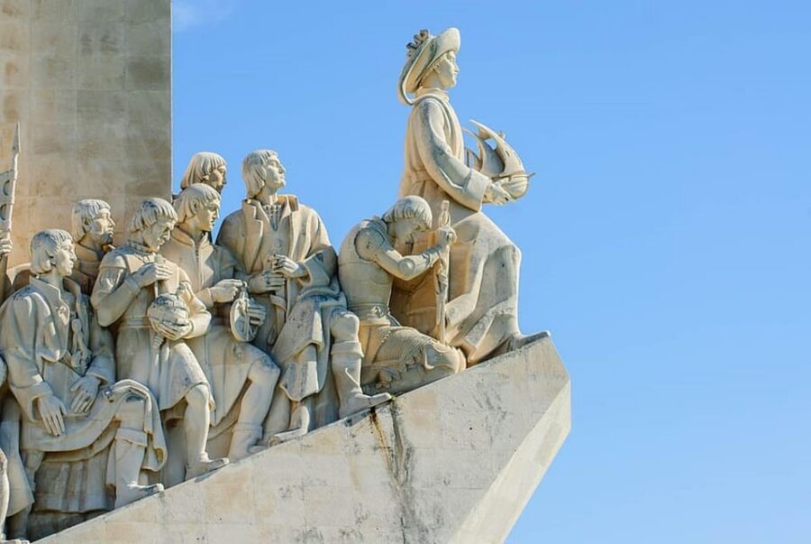 Lisbon: City Sightseeing Tour - Back toward Lisbon’s hills: Park Eduardo VII and the miradouros