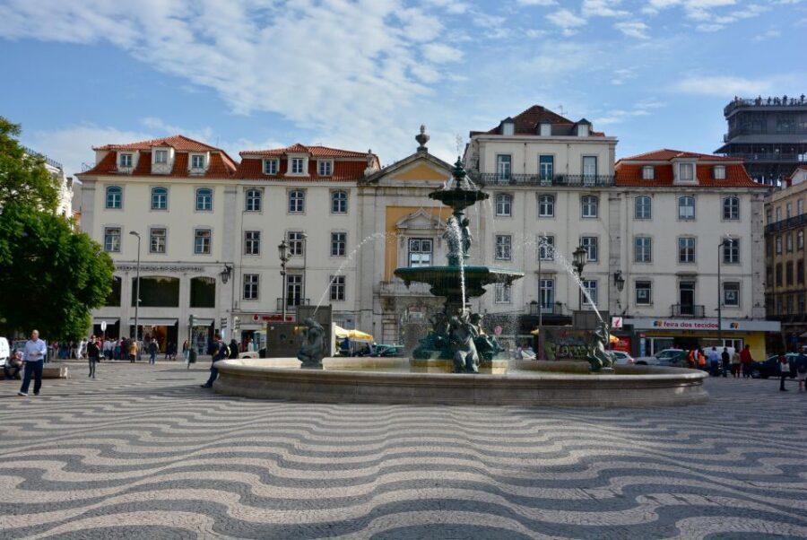 Lisbon City Tour 4 Hours - Entering Lisbon by Car: A Route That Gets You Oriented Fast